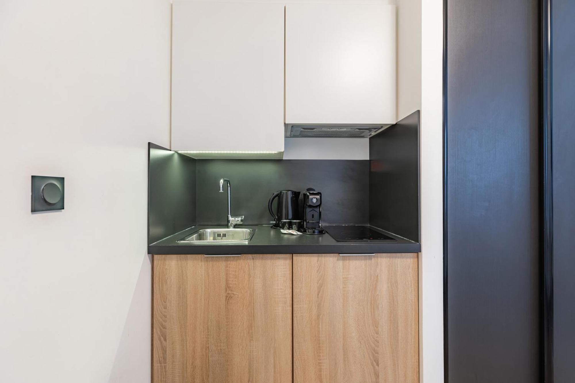 Appart'City Collection Nimes Arenes Bagian luar foto